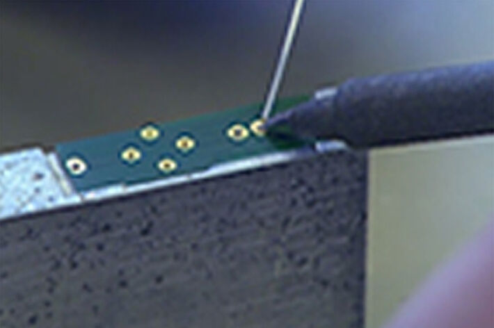 An electronic component is manufactured at PreSens