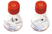 Baffled (left) and non-baffled (right) disposable shake flasks with integrated chemical optical sensors